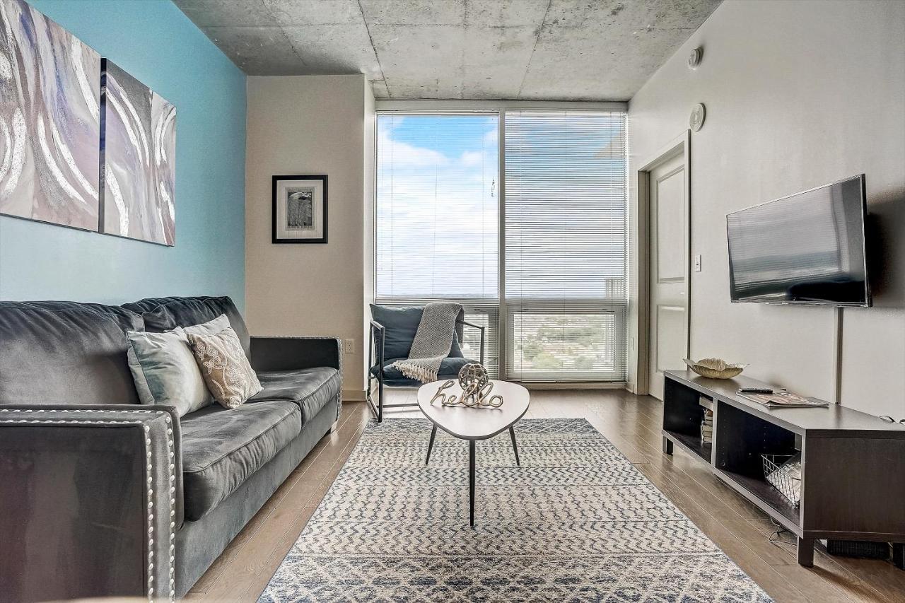 Frontdesk Skyhouse Apts Uptown Charlotte Apartamento Quarto foto