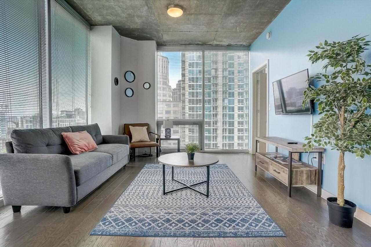 Frontdesk Skyhouse Apts Uptown Charlotte Apartamento Quarto foto